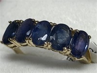 $1000. 10kt. Sapphire (3ct) Ring (Size 7)