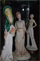 3 A. Belcari Italian figures - Girl with flowers,