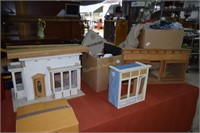 3 Doll House shells + 2 boxed house kits
