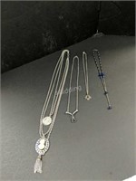 DS- Silver Tone Necklace Lot