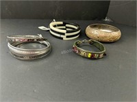 JR- Assorted lot of Fashion Bracelets