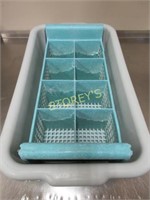 TableCraft Bus Box + Cutlery Soaking Basket.