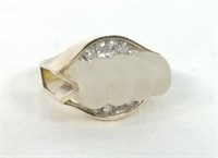 14 Karat Gold Quartz & Diamond Ring 7.7 Grams