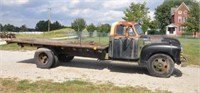 1952 Chev 1 ½-T flatbed truck, 6-cyl., 4-spd