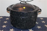 Enamelware Steel coated Pot