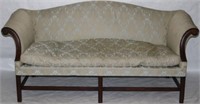 18TH C CHIPPENDALE SOFA, MOLDED REEDED