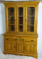 Webb Lighted China Cabinet W/ Lead Glass