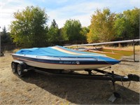 21' 1990 Cole inboard/outboard w/ trailer