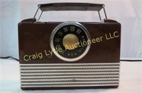 RCA Victor Portable Model B411