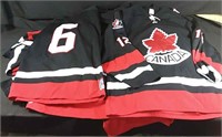 25 Team Canada hockey jerseys - sizes L to 4XL