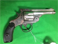 .32 S&W Harrington & Richardson Revolver, Used
