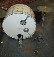 2pc Base Drum w/ Slingerland foot pedal