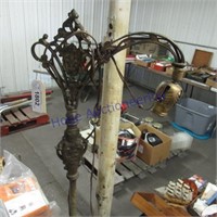 Floor lamp - not tested