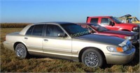 2000 Mercury Grand Marquis, 128,291 Miles