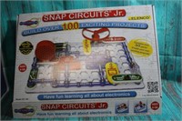 Snap Circuits Jr. Learn about Electronics NIB