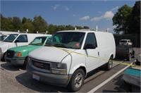 2003 GMC Safari Van Not Road Worthy