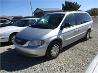 2001 Chrysler Town and Country LX