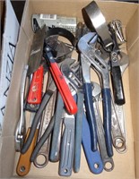 Box Lot: Assorted Wrenches & Pliers