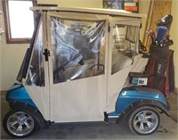 1996 CLUB CAR DS GOLF CART WITH REMOVABLE CAB