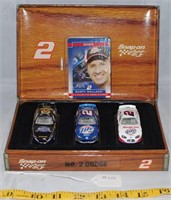 3 - #2 RUSTY WALLACE 1:64 SCALE CAR SET WITH CASE