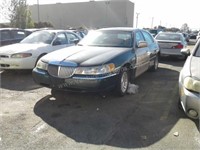 1999 Lincoln Town Car