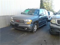 2005 GMC Yukon  Denali