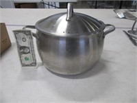 6 QT Stainless Cooking Pot w/ Lid