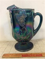 LARGE CARNIVAL GLASS PITCHER