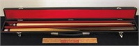 POOL CUE AND CARRYING CASE