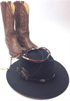 PAIR OF NOCONA LEATHER BOOTS SIZE 11