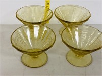 4 depression glass sundae dishes (yellow)