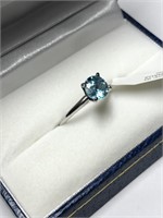 $1875 10Kt Gold Blue Zircon Ring 10-JM27