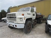 1988 Ford F800 Flatbed Truck