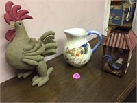 METAL ROOSTER LANTERN AND PITCHER