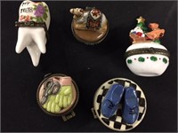 SMALL HINGED TRINKET BOXES