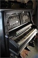 Antique Organ, Clinton ON Canada