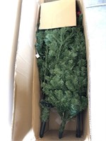 7.5’ Lighted Valley Spruce Christmas tree