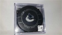 NHL official game puck