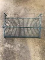 4 green wire shelves