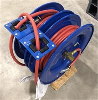 Double hose reel with air hose