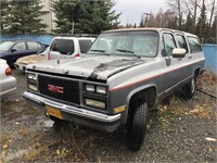 1990 GMC Suburban V2500