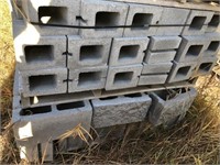 1 Pallet - Half Concrete Blocks, 1 Pallet Standard