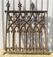 VICTORIAN CAST IRON GATE PANEL GOTHIC STYLE