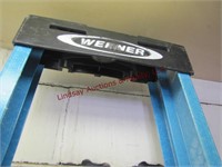 Werner 8' Fiberglass step ladder 300lb capacity