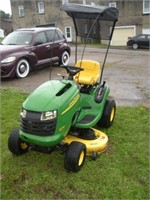 John Deere L100-5 Speed -42 Inch Cut 17 HP OHV