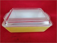 Vintage Pyrex Covered Casserole Dish