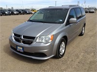 2013 Dodge Grand Caravan Mini-Van Van