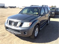 2010 Nissan Pathfinder SUV SUV