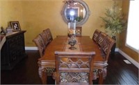 DREXEL HERITAGE DINING ROOM TABLE & CHAIRS