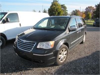 2008 CHRYLSER TOWN & COUNTRY LIMITED 166651 KMS